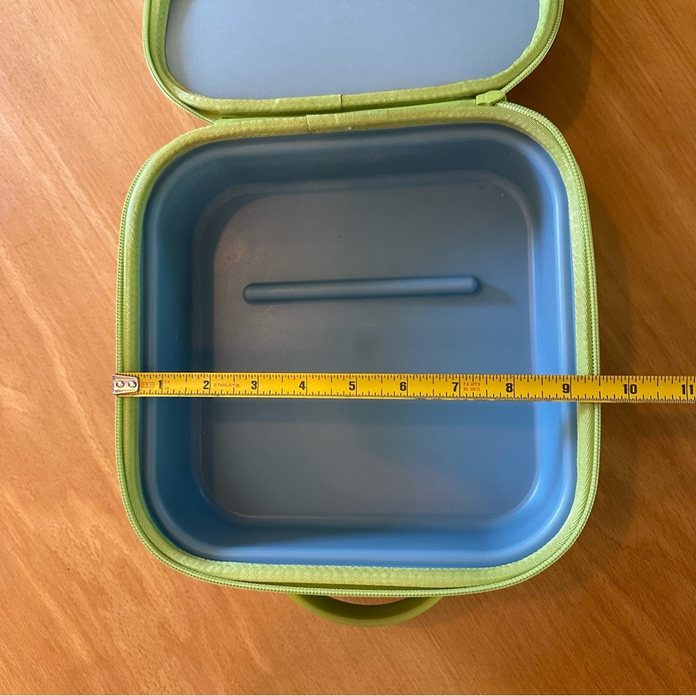 Hydro Flask Insulated Lunch Box - Picture 5 of 6